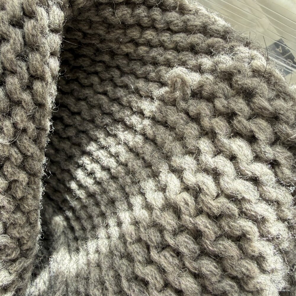 Aritzia TNA Sea to Sky Cowichan Cardigan Sweater Horse Motif Lambswool Skijor S - Picture 10 of 10